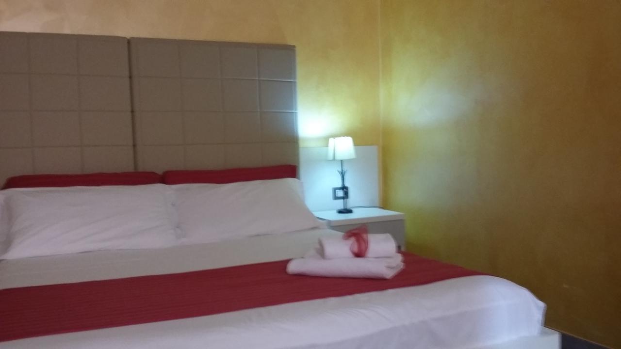 B&B Fiumicino Airport Resort Exterior foto