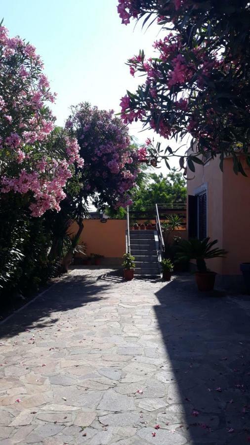 B&B Fiumicino Airport Resort Exterior foto