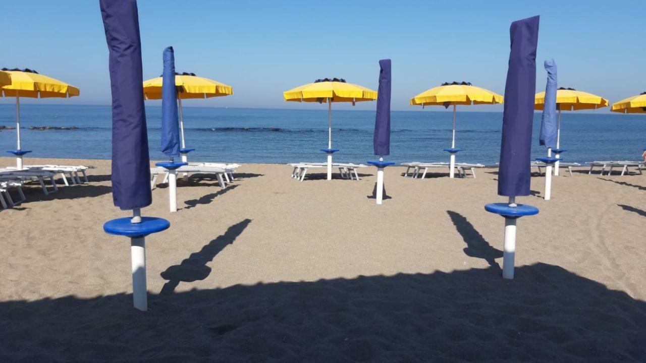 B&B Fiumicino Airport Resort Exterior foto